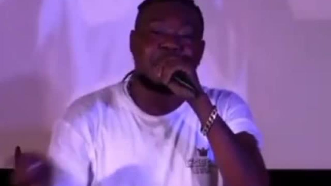 Donc chez les Banda , on te prévient bien avant quoi ?😂😂 message de l’artiste Losseba Ngoutiwa